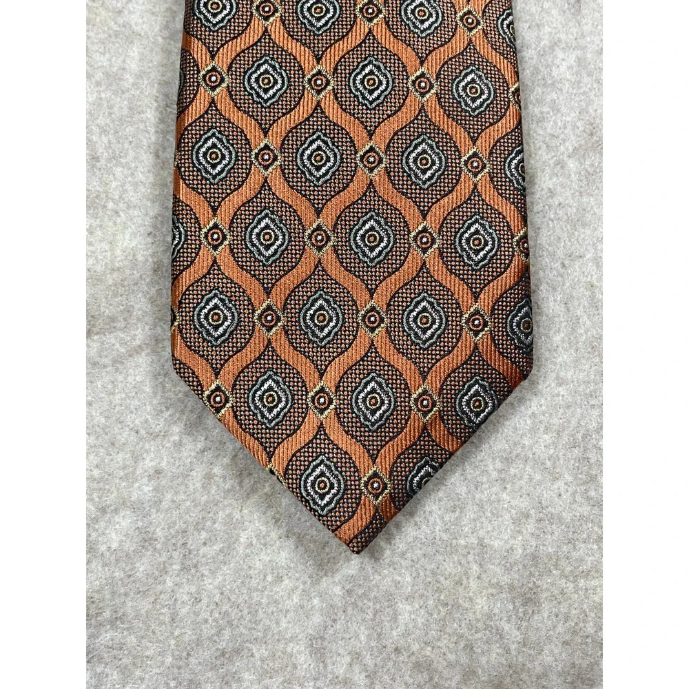 J Z Richards All Silk Hand Made USA Necktie Neck Tie Geometric Boulder Allover
